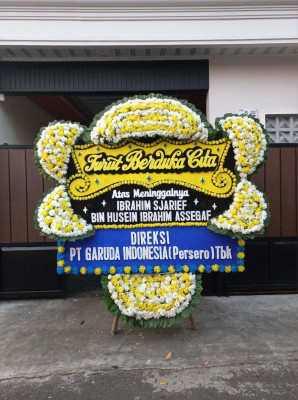 Papan Bunga Duka di Kerembong