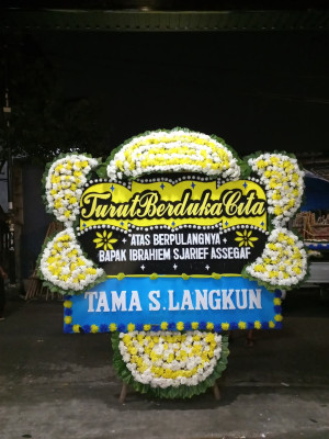 Papan Bunga Duka di Kerembong